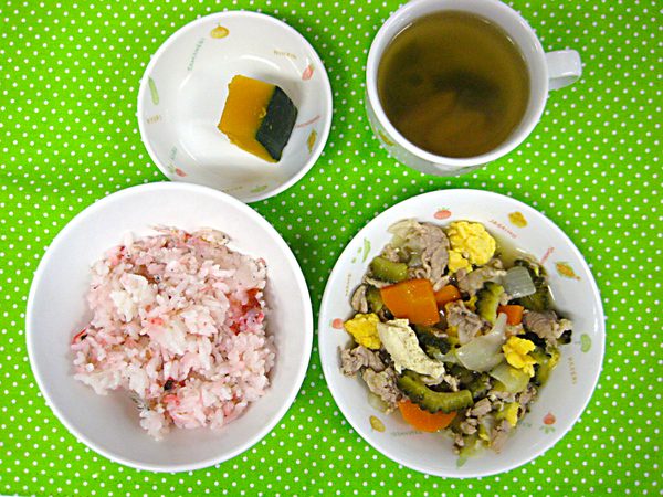 給食 献立例 3